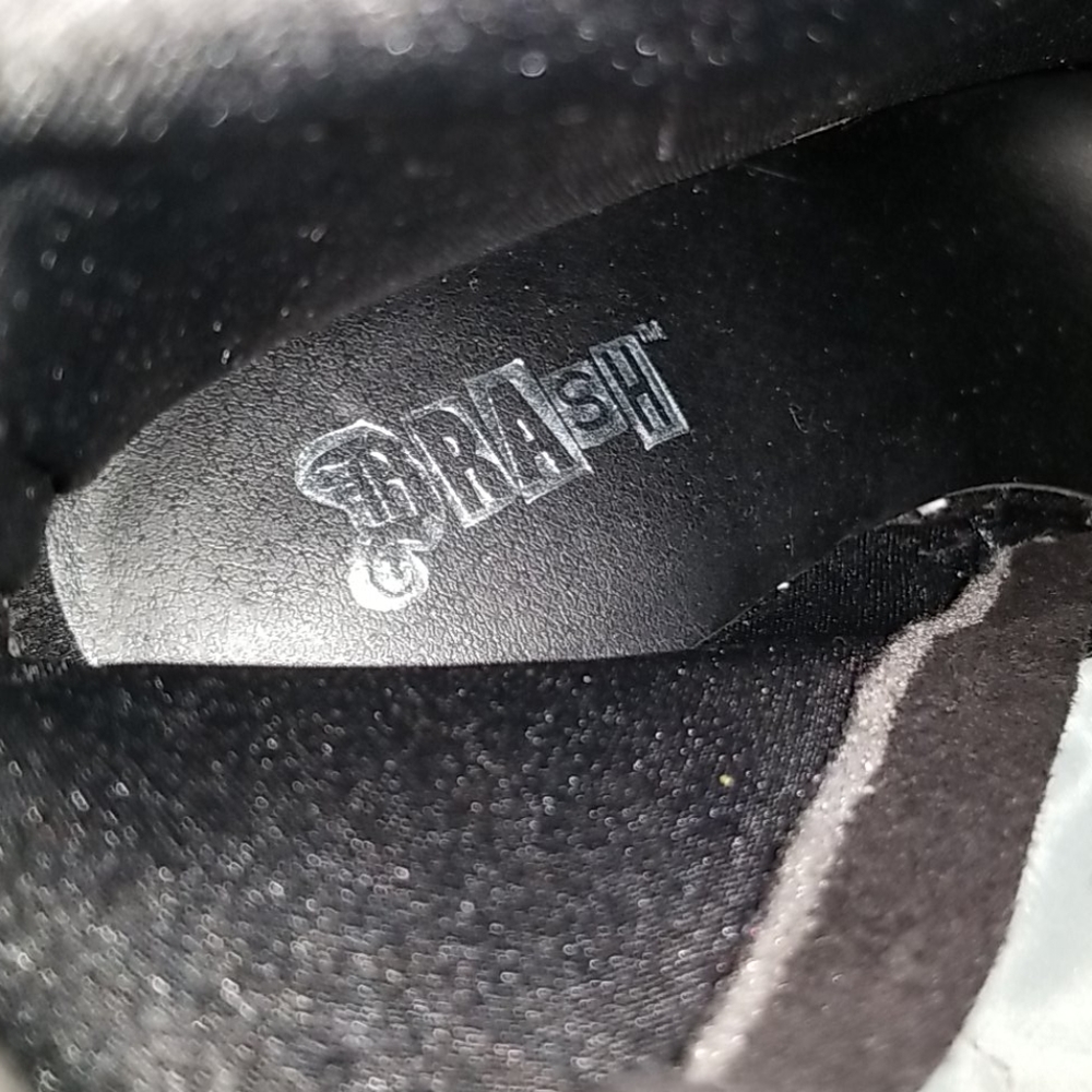 Boots - Picture 2 of 3